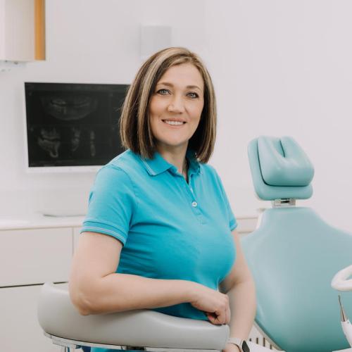 Olga Beck - fortgebildete Zahnmedizinische Fachangestellte in der Zahnarztpraxis Helmut Pongratz in Deggendorf